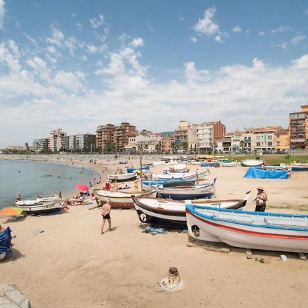 Vilamarlux IV Vilassar De Mar Luaran gambar